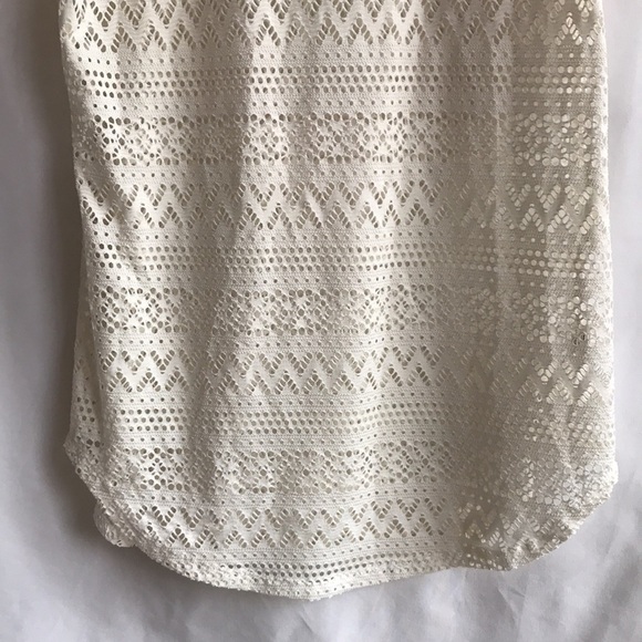 Annabelle short sleeve airy cream top, size L - Picture 4 of 8